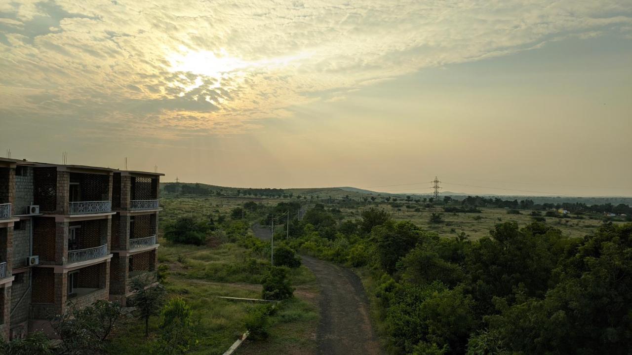 Kanthi Resorts Badami Bāgalkot 외부 사진
