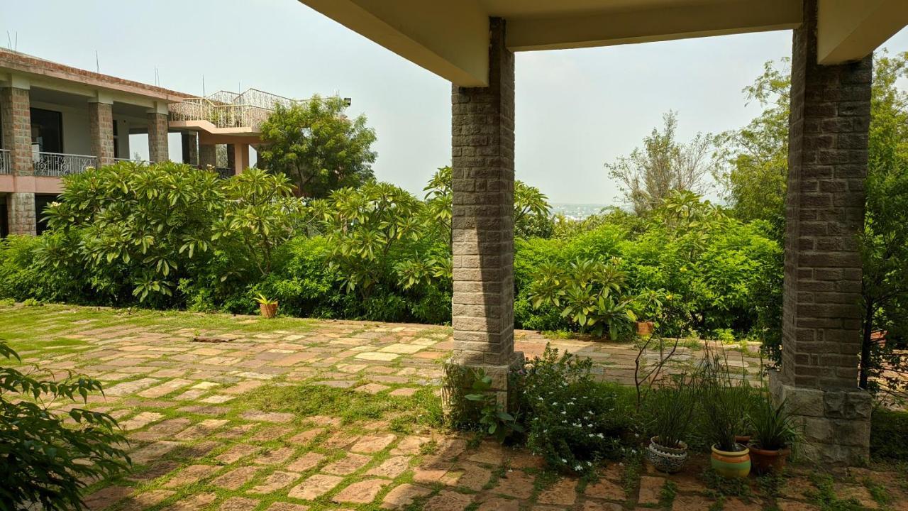 Kanthi Resorts Badami Bāgalkot 외부 사진