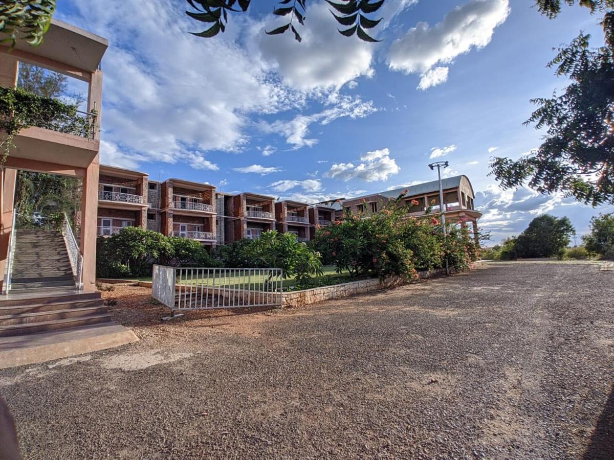 Kanthi Resorts Badami Bāgalkot 외부 사진
